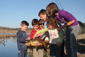 webcarp-niños-pesca