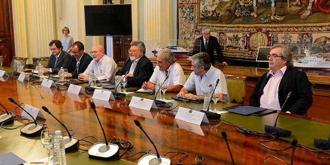 plataforma-defensa-pesca-traicion-grupos-politicos-informe