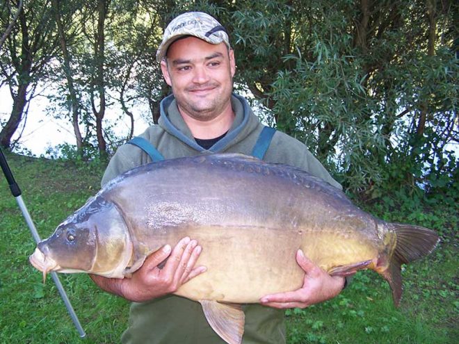 consejos-capturar-especimenes-mesa-redonda-carpmag-25